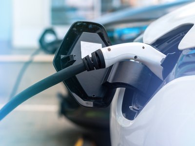 Stazione ricarica auto elettriche